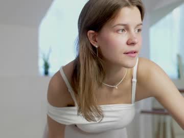 webcam girl eli_sun live cam image #9632636