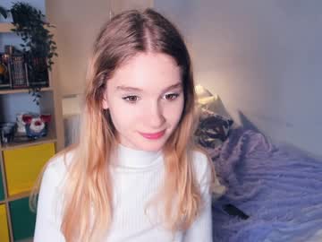 webcam girl shiningdawn live cam image #6476582