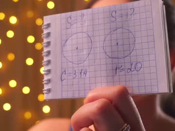 webcam girl helenmoors live cam image #6028097