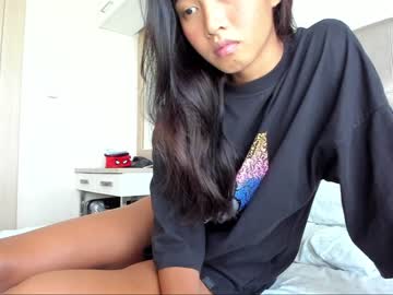 webcam girl asiangirlandwhiteguy live cam image #3204342