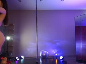 webcam girl _meganmeow_ live cam image #8402005