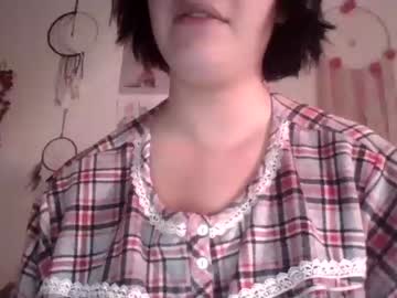 webcam girl innocentjulietcapulet live cam image #310225