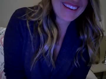 webcam girl lusciouslips09 live cam image #1730127