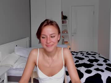webcam girl elannand live cam image #10019501