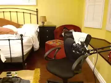 webcam man college_packing_8 live cam image #4665828