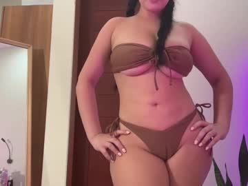webcam girl heyitscoco_xx live cam image #10891459