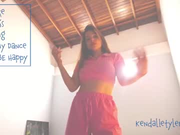 webcam girl kendalltyler live cam image #483015