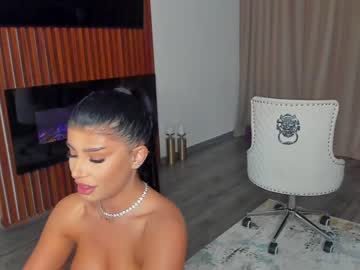 webcam girl moniqueeass live cam image #3975009