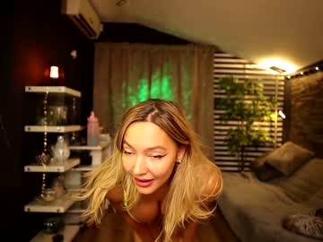webcam girl fantasystudiox live cam image #6606226