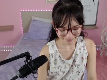 webcam girl little_effy18 live cam image #1248400