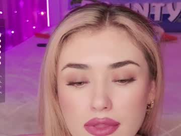 webcam girl sandysweetie live cam image #12022730