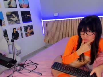 webcam girl little_effy18 live cam image #8468209