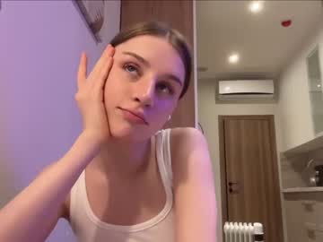 webcam tranny evie_may live cam image #9328129