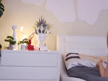 webcam girl kittycaitlin live cam image #9030117