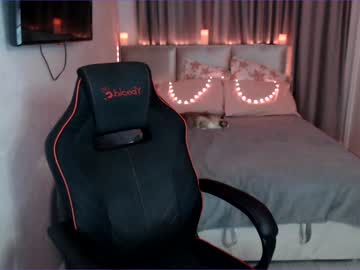 webcam girl tripleprinces live cam image #8093286
