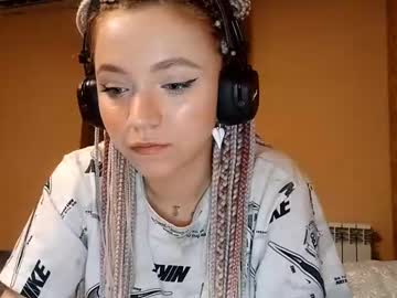 webcam girl sizzling_angel_555 live cam image #13027328