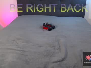 webcam girl blondehottiekerry live cam image #3237128