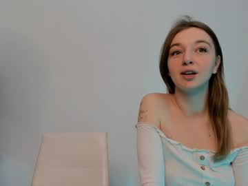webcam girl elizabeth__gray live cam image #4801844