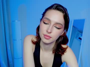 webcam girl silent_chill live cam image #5919872