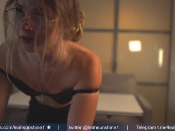 webcam girl leahsunshine live cam image #6417176