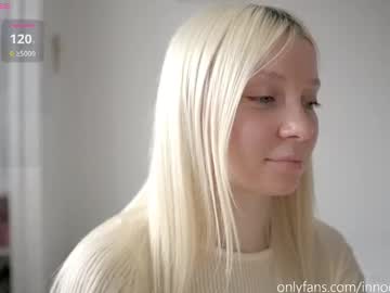 webcam girl pureangeldolores live cam image #11533742