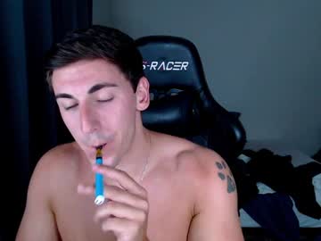 webcam man zach_rhyder live cam image #2916507