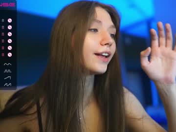 webcam girl angels_kiss live cam image #6148194