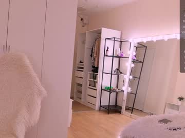 webcam girl im_milla live cam image #9589143