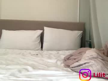 webcam girl lily_holy live cam image #6151300