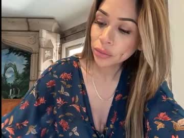 webcam girl lexi_sky23 live cam image #12875929