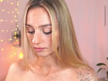 webcam girl artease live cam image #7963919
