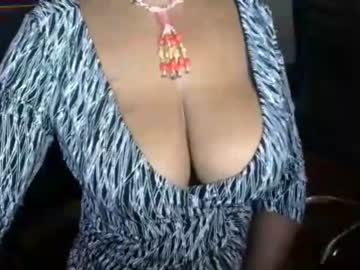 webcam couple maidenbancy live cam image #3789731