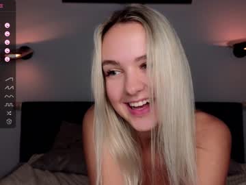 webcam girl beverly_hillls live cam image #8972384