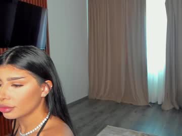 webcam girl moniqueeass live cam image #3998878