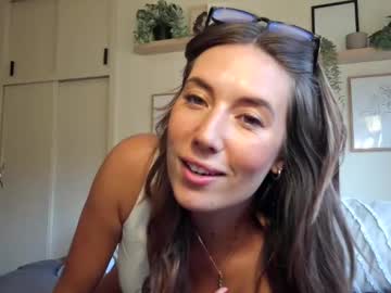 webcam girl taylorslittlekingdom live cam image #10761115