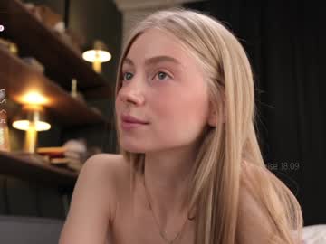 webcam girl kateharrise live cam image #10533095
