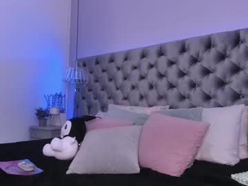 webcam girl naomii_soto live cam image #10138844