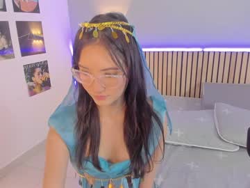 webcam girl little_effy18 live cam image #8217160