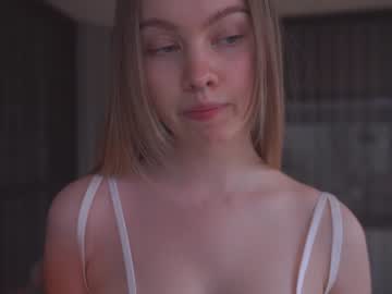 webcam girl bibi_it_is live cam image #6746809