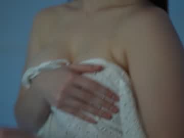 webcam girl floret_joy live cam image #7688083