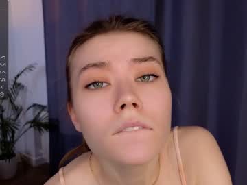 webcam girl lil_babe_ live cam image #7427846