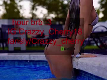 webcam girl crazzy_cherry live cam image #5930111