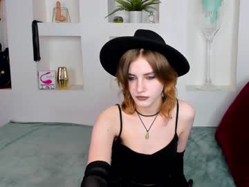 webcam girl eleanor_morte live cam image #2440780