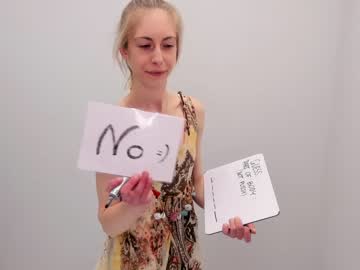 webcam girl girl_i_am live cam image #5090828