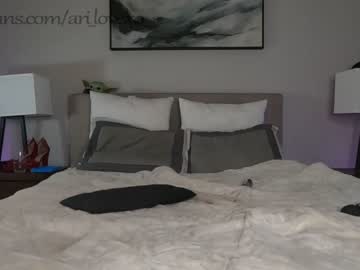 webcam couple ari_lovexo live cam image #6019082