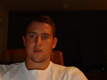 webcam man hunghockeydude live cam image #10539421