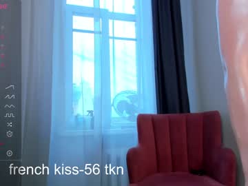 webcam girl milly_shy live cam image #8671965