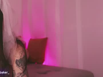 webcam girl gia_baker live cam image #2187652