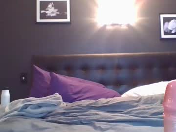 webcam girl huntress2025 live cam image #12139564