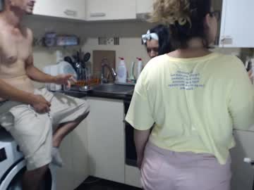 webcam couple maya_and_guests live cam image #3506318